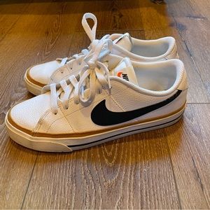 Women’s Nike Court Legacy Sneakers